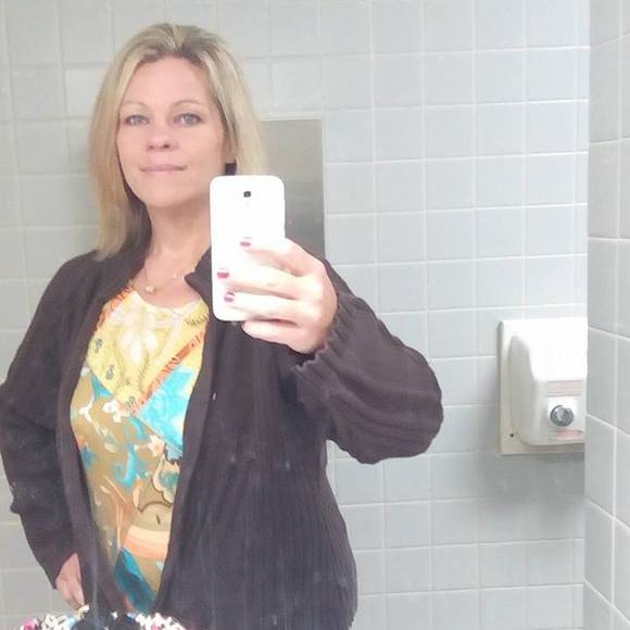 Poshmark profile picture for @leg34